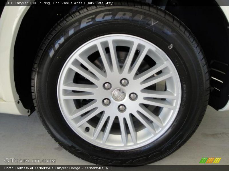 Cool Vanilla White / Dark Slate Gray 2010 Chrysler 300 Touring
