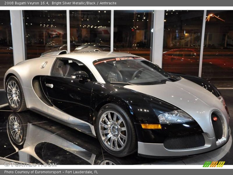 Front 3/4 View of 2008 Veyron 16.4