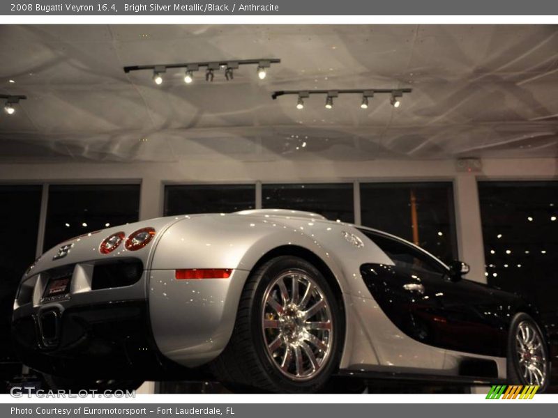 Bright Silver Metallic/Black / Anthracite 2008 Bugatti Veyron 16.4
