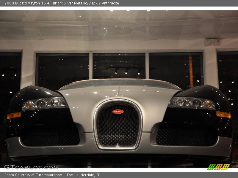 Bright Silver Metallic/Black / Anthracite 2008 Bugatti Veyron 16.4