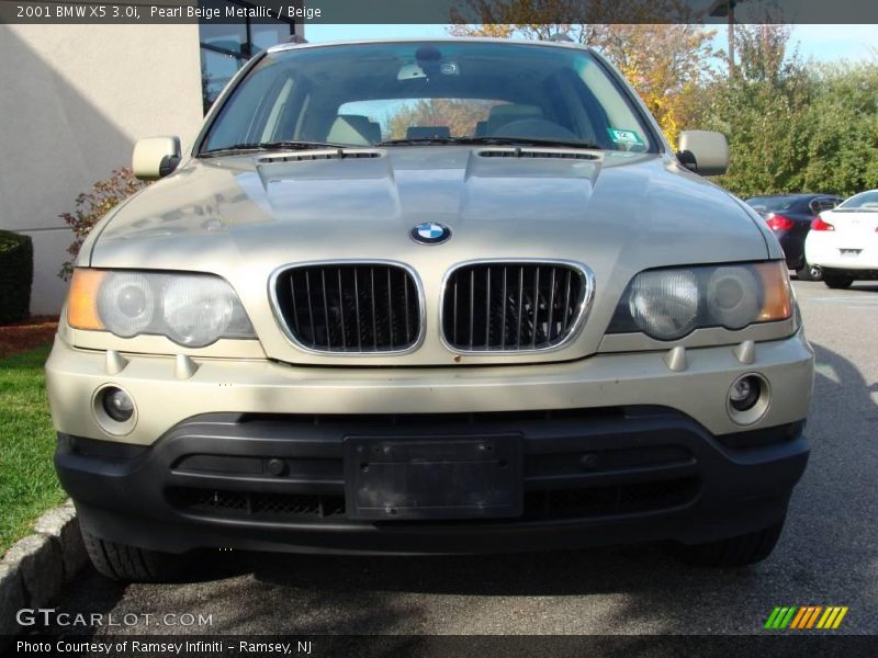 Pearl Beige Metallic / Beige 2001 BMW X5 3.0i