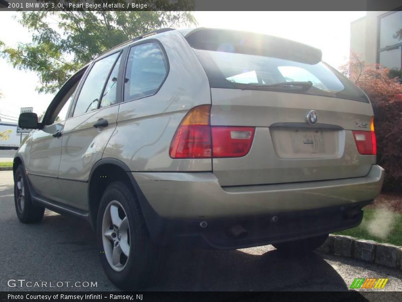 Pearl Beige Metallic / Beige 2001 BMW X5 3.0i