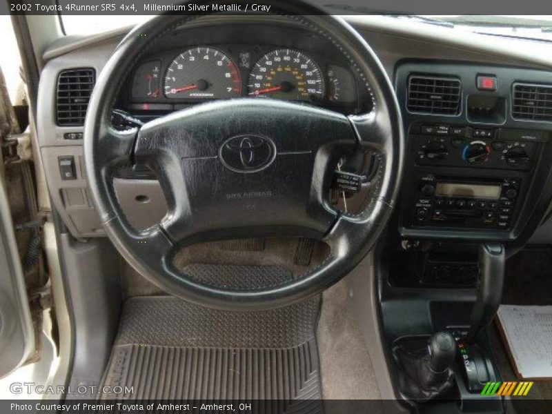 Millennium Silver Metallic / Gray 2002 Toyota 4Runner SR5 4x4