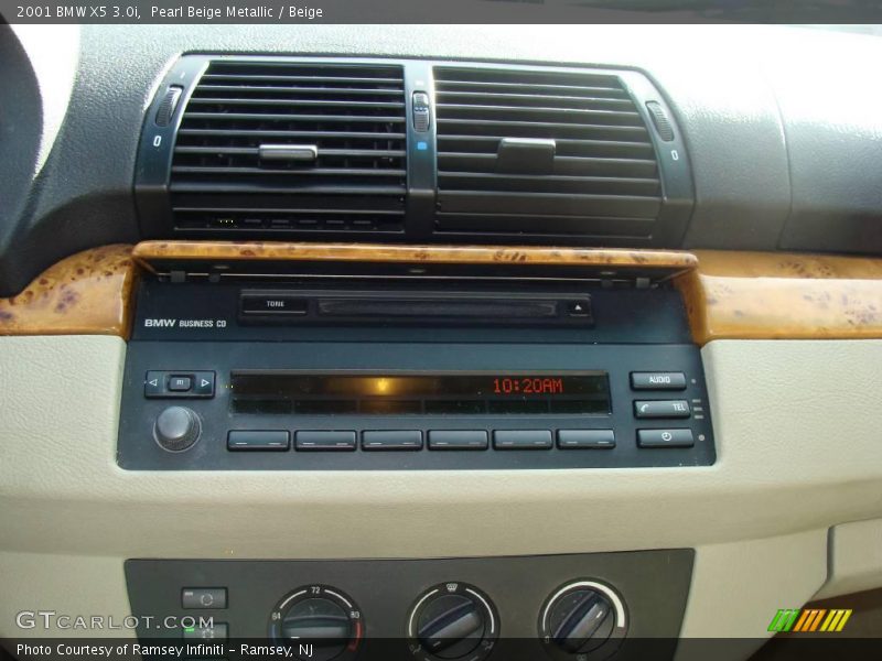 Pearl Beige Metallic / Beige 2001 BMW X5 3.0i