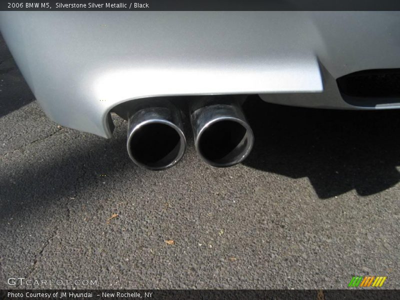 Silverstone Silver Metallic / Black 2006 BMW M5
