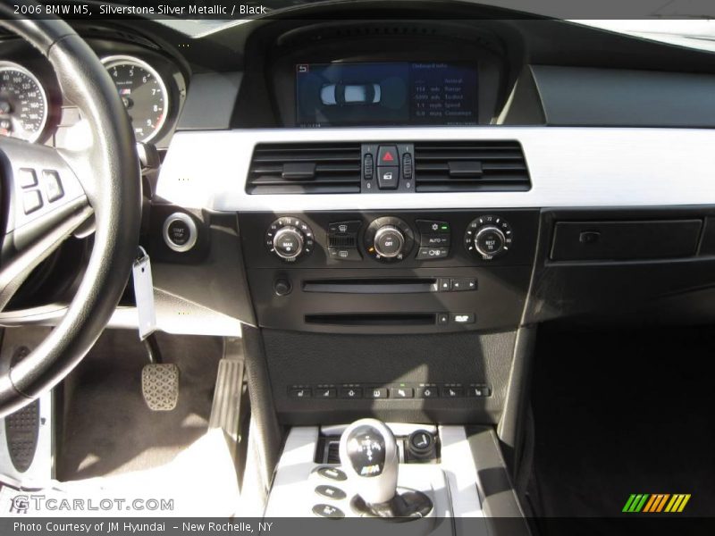 Silverstone Silver Metallic / Black 2006 BMW M5