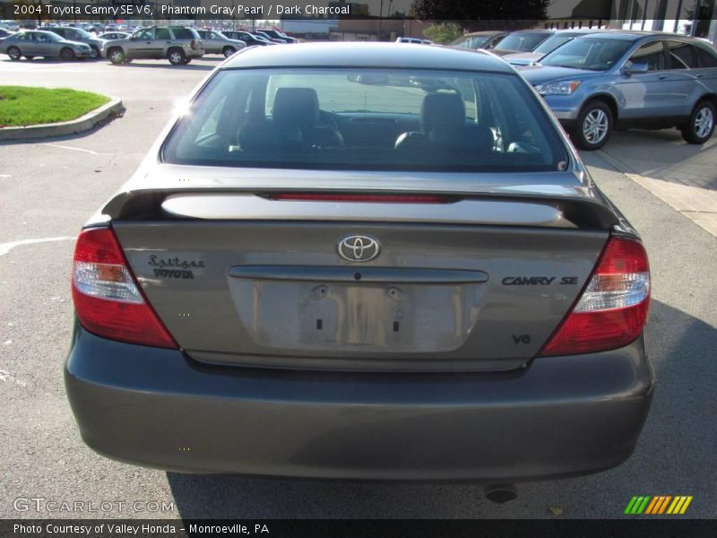 Phantom Gray Pearl / Dark Charcoal 2004 Toyota Camry SE V6