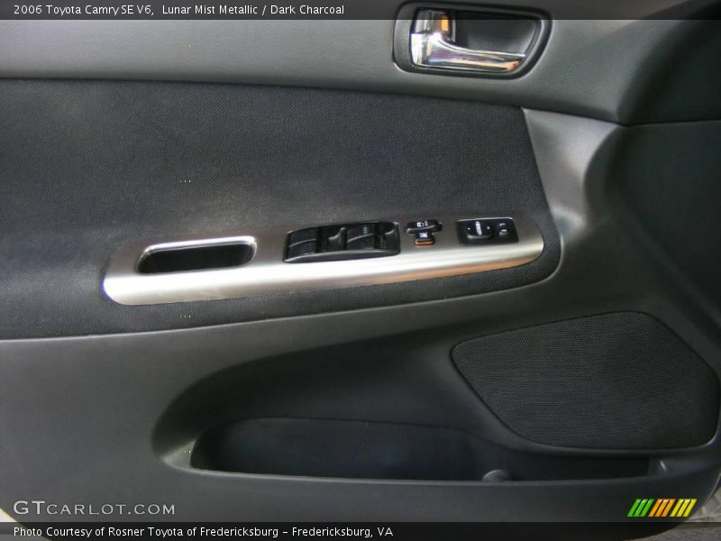 Lunar Mist Metallic / Dark Charcoal 2006 Toyota Camry SE V6