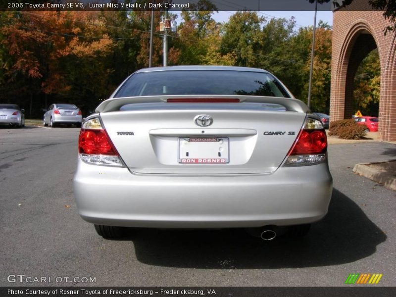 Lunar Mist Metallic / Dark Charcoal 2006 Toyota Camry SE V6