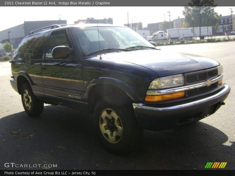 Indigo Blue Metallic / Graphite 2001 Chevrolet Blazer LS 4x4