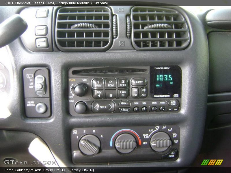 Indigo Blue Metallic / Graphite 2001 Chevrolet Blazer LS 4x4