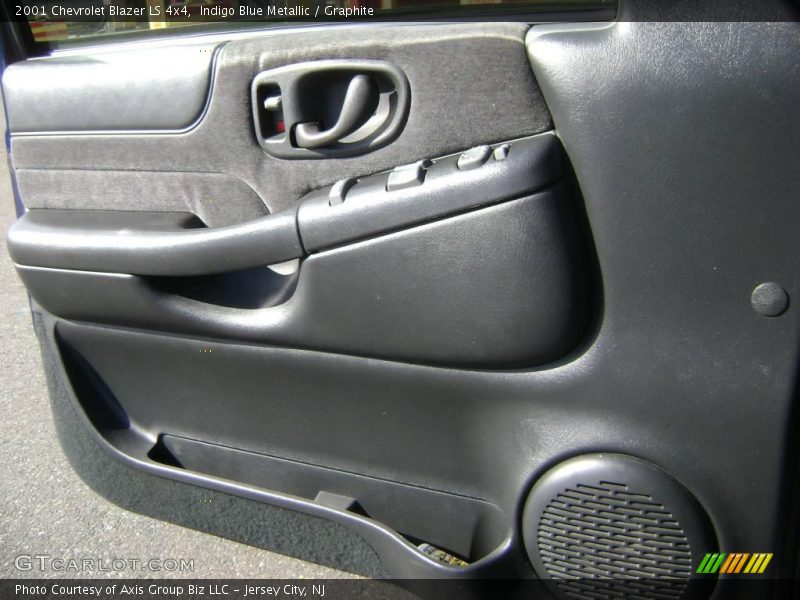 Indigo Blue Metallic / Graphite 2001 Chevrolet Blazer LS 4x4