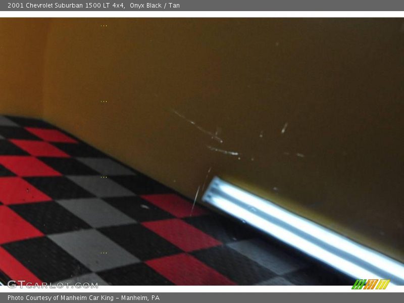 Onyx Black / Tan 2001 Chevrolet Suburban 1500 LT 4x4