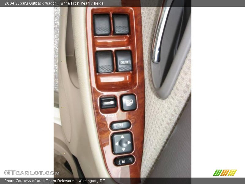 White Frost Pearl / Beige 2004 Subaru Outback Wagon