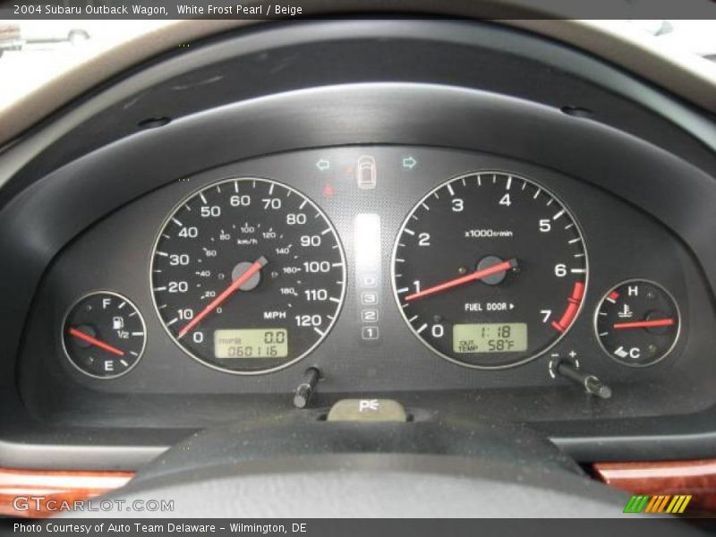 White Frost Pearl / Beige 2004 Subaru Outback Wagon