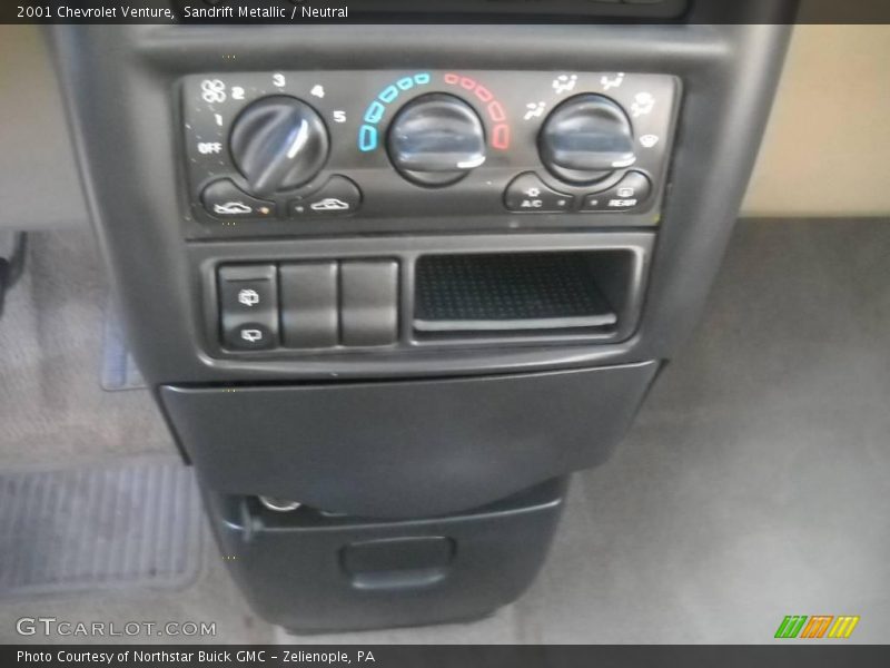 Sandrift Metallic / Neutral 2001 Chevrolet Venture