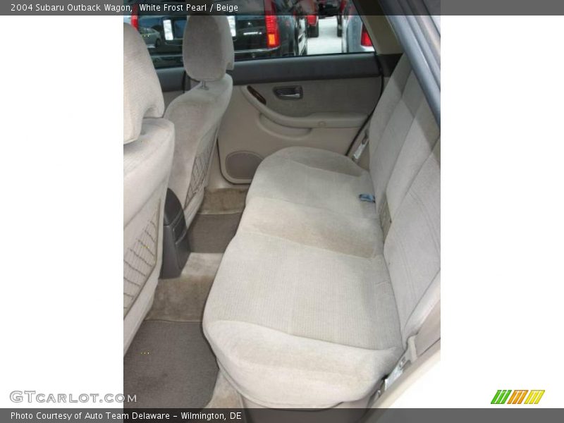 White Frost Pearl / Beige 2004 Subaru Outback Wagon