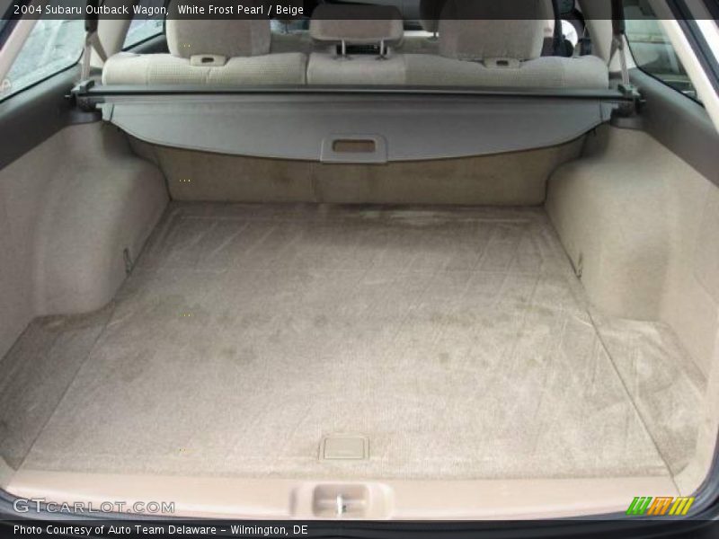 White Frost Pearl / Beige 2004 Subaru Outback Wagon