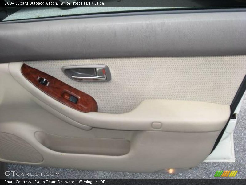 White Frost Pearl / Beige 2004 Subaru Outback Wagon
