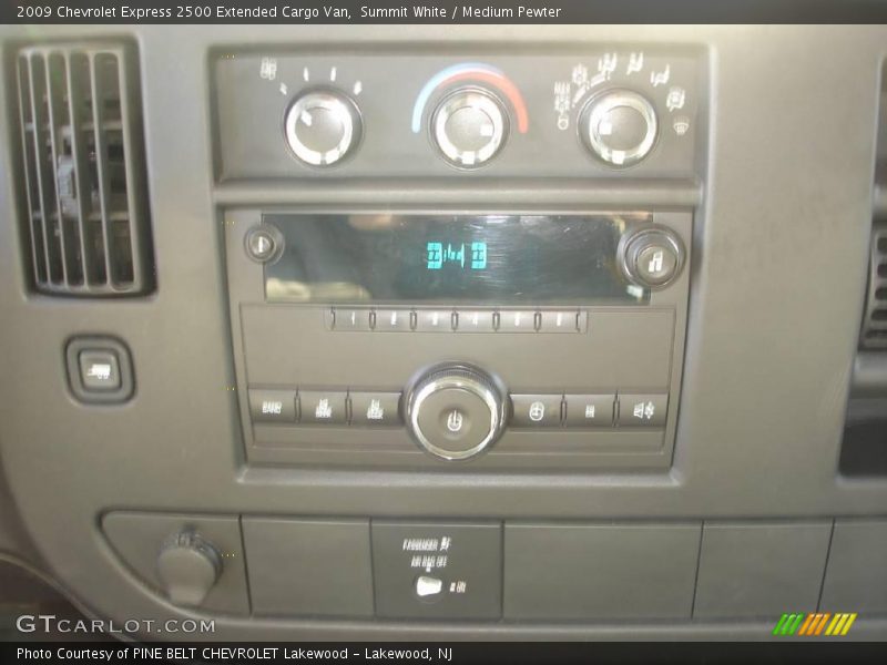 Summit White / Medium Pewter 2009 Chevrolet Express 2500 Extended Cargo Van