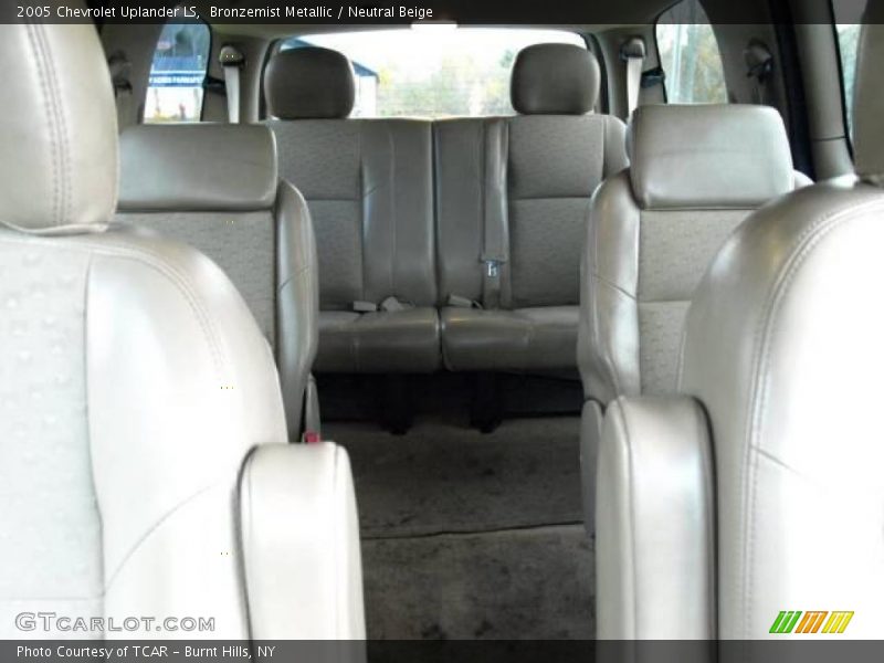 Bronzemist Metallic / Neutral Beige 2005 Chevrolet Uplander LS