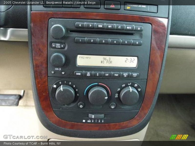 Bronzemist Metallic / Neutral Beige 2005 Chevrolet Uplander LS