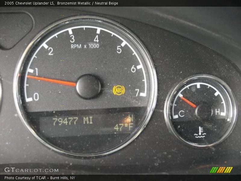 Bronzemist Metallic / Neutral Beige 2005 Chevrolet Uplander LS