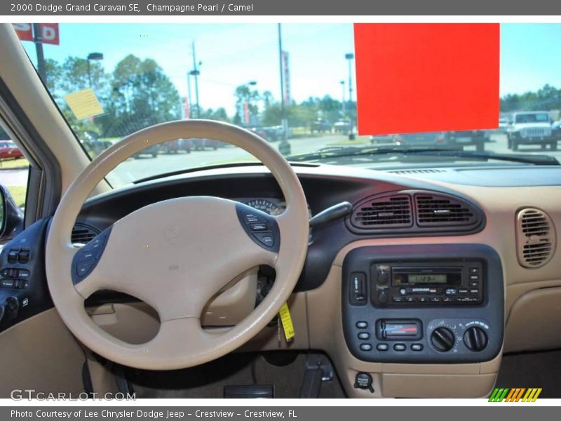 Champagne Pearl / Camel 2000 Dodge Grand Caravan SE
