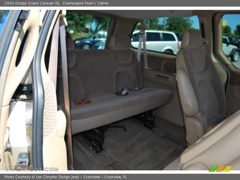 Champagne Pearl / Camel 2000 Dodge Grand Caravan SE