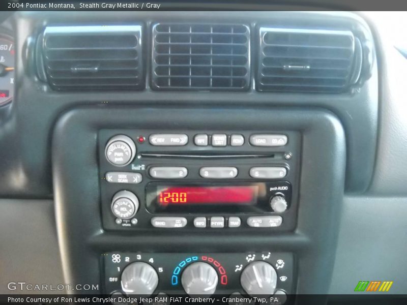 Stealth Gray Metallic / Gray 2004 Pontiac Montana