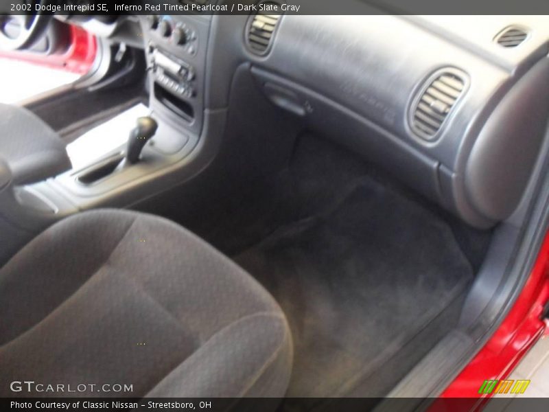 Inferno Red Tinted Pearlcoat / Dark Slate Gray 2002 Dodge Intrepid SE