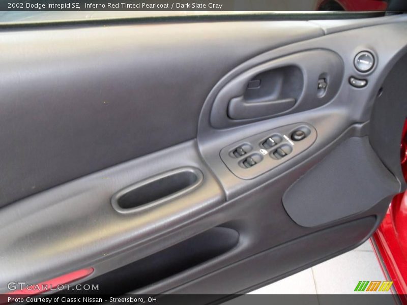 Inferno Red Tinted Pearlcoat / Dark Slate Gray 2002 Dodge Intrepid SE