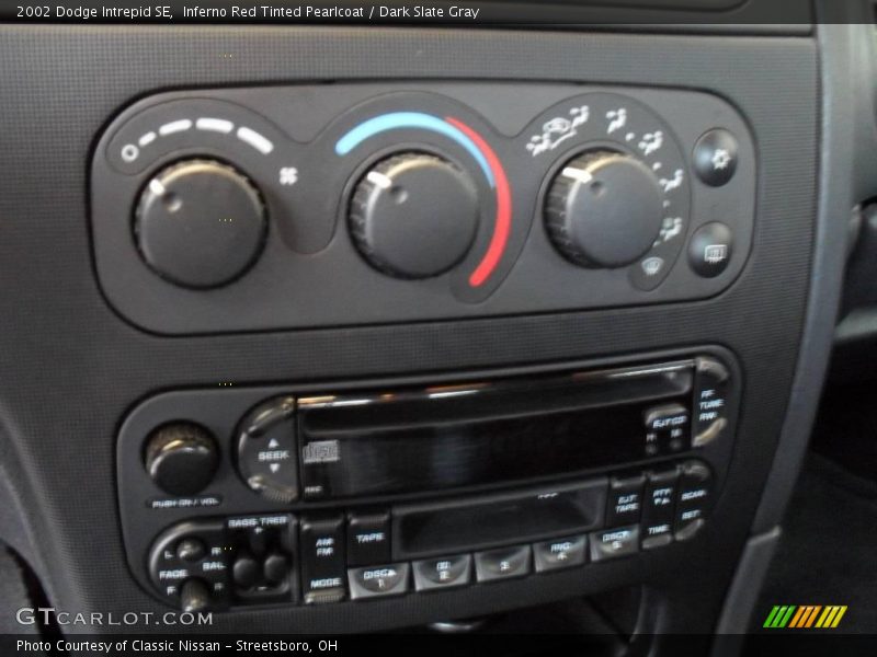 Inferno Red Tinted Pearlcoat / Dark Slate Gray 2002 Dodge Intrepid SE