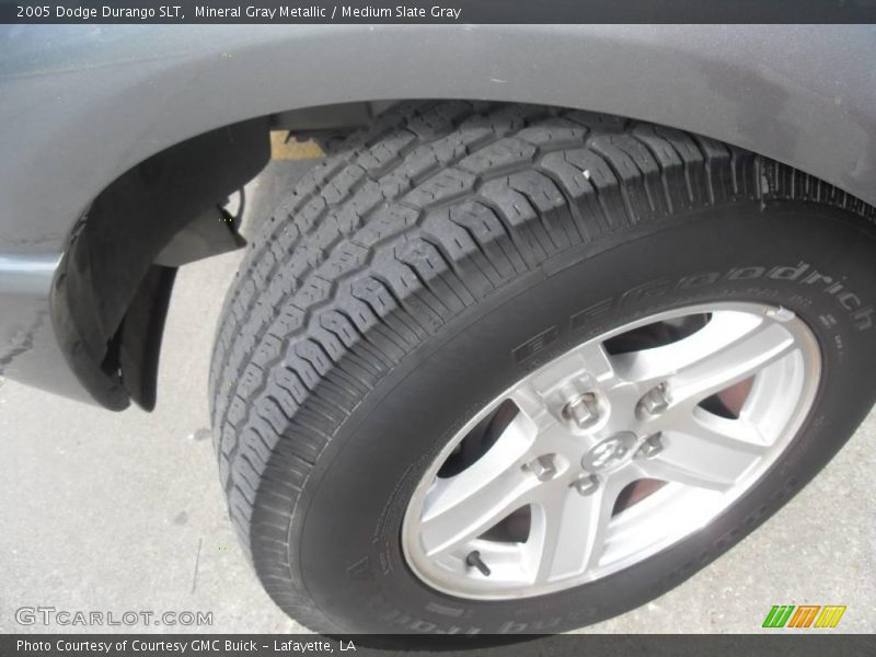 Mineral Gray Metallic / Medium Slate Gray 2005 Dodge Durango SLT
