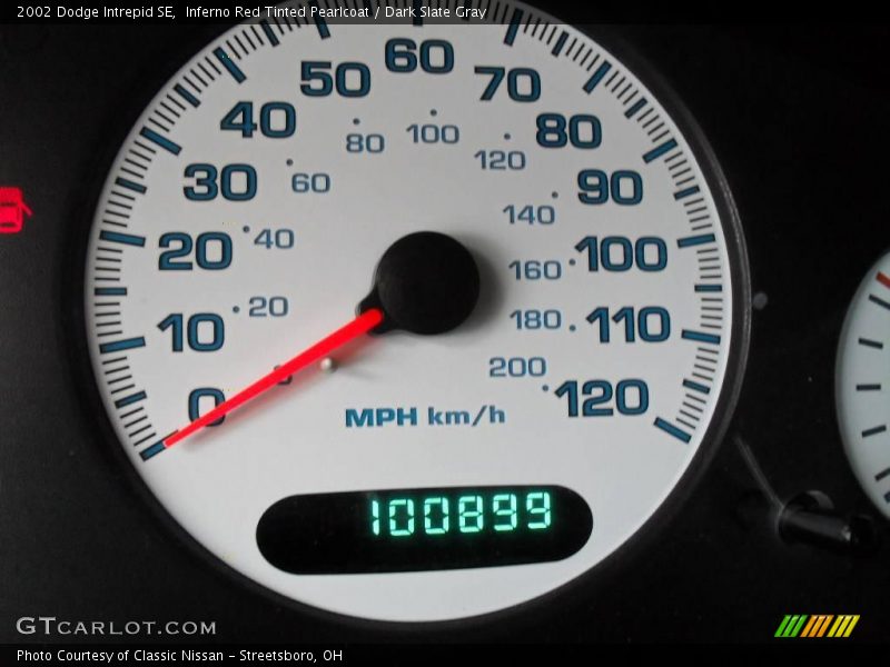 Inferno Red Tinted Pearlcoat / Dark Slate Gray 2002 Dodge Intrepid SE
