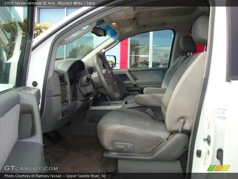 Blizzard White / Sand 2005 Nissan Armada SE 4x4