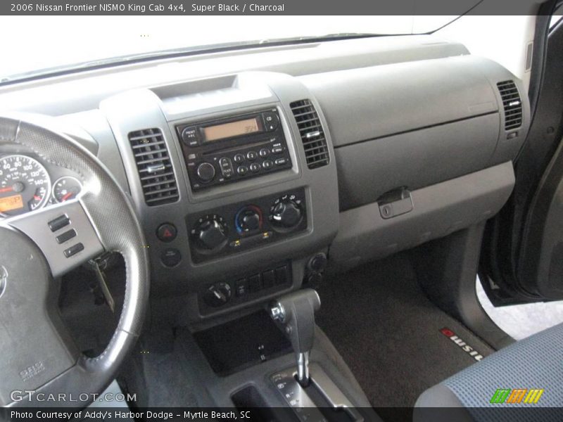 Super Black / Charcoal 2006 Nissan Frontier NISMO King Cab 4x4