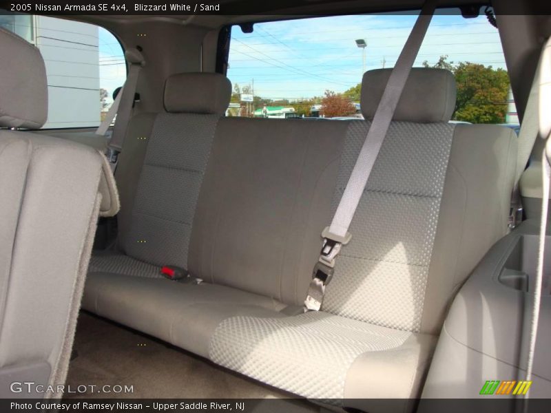Blizzard White / Sand 2005 Nissan Armada SE 4x4