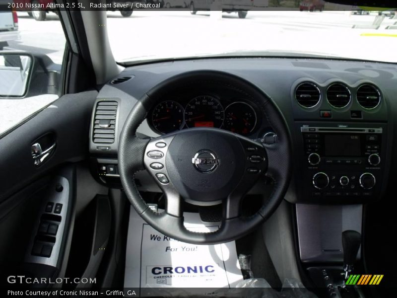 Radiant Silver / Charcoal 2010 Nissan Altima 2.5 SL