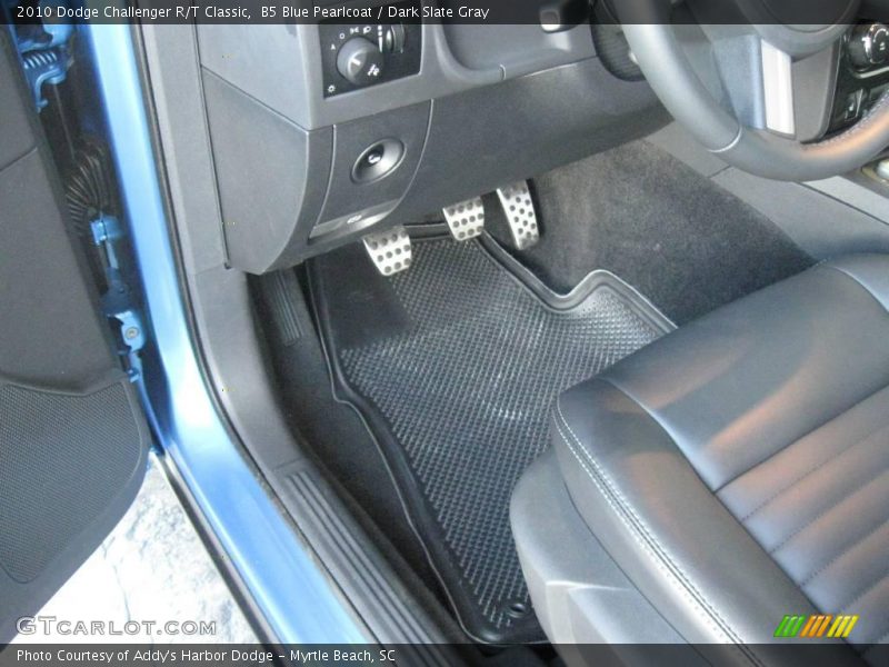 B5 Blue Pearlcoat / Dark Slate Gray 2010 Dodge Challenger R/T Classic