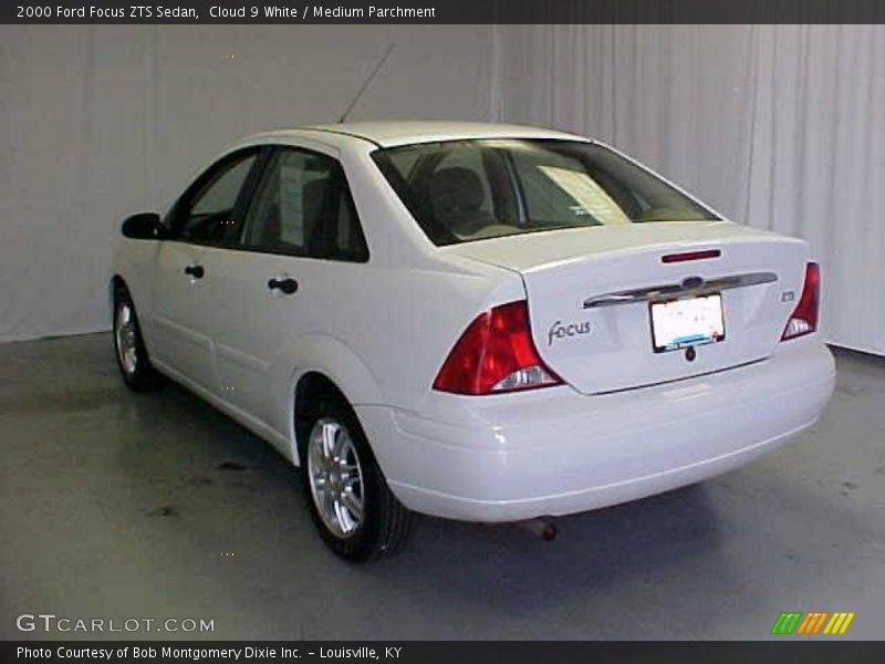 Cloud 9 White / Medium Parchment 2000 Ford Focus ZTS Sedan