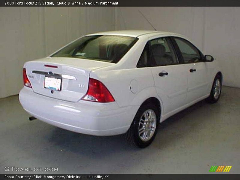 Cloud 9 White / Medium Parchment 2000 Ford Focus ZTS Sedan