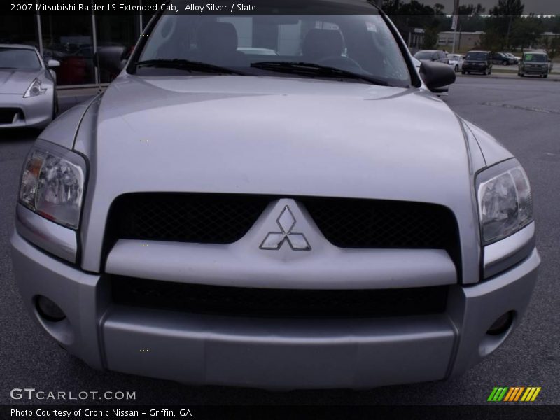 Alloy Silver / Slate 2007 Mitsubishi Raider LS Extended Cab