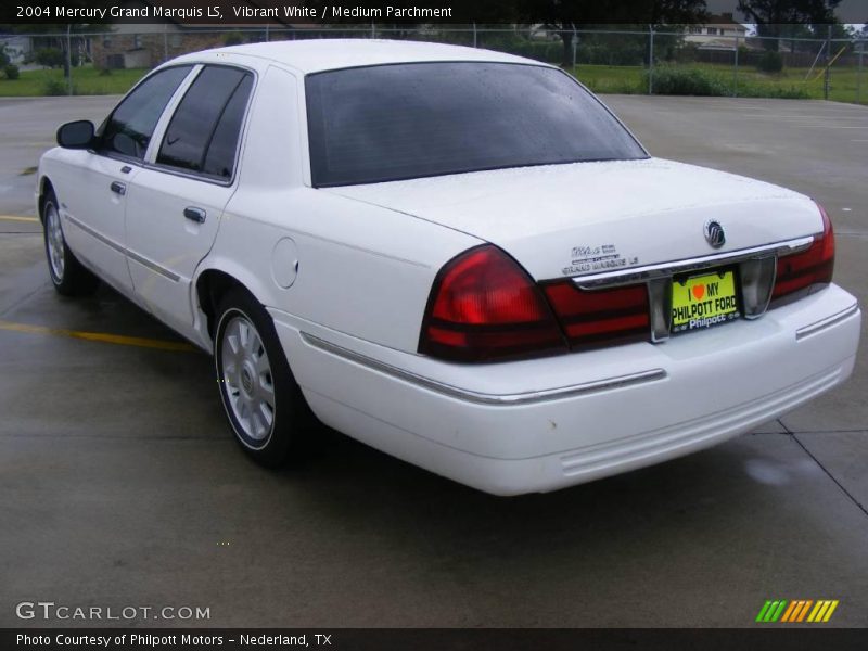 Vibrant White / Medium Parchment 2004 Mercury Grand Marquis LS