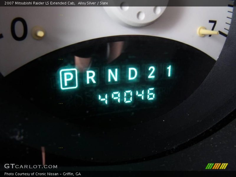 Alloy Silver / Slate 2007 Mitsubishi Raider LS Extended Cab