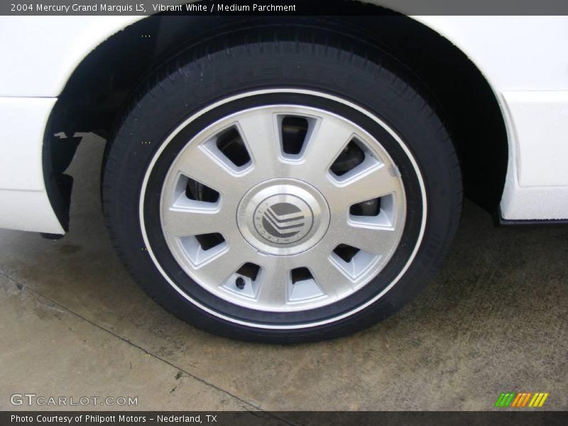 Vibrant White / Medium Parchment 2004 Mercury Grand Marquis LS