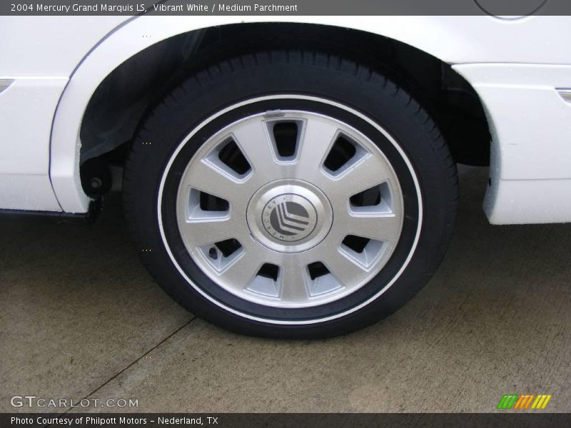 Vibrant White / Medium Parchment 2004 Mercury Grand Marquis LS