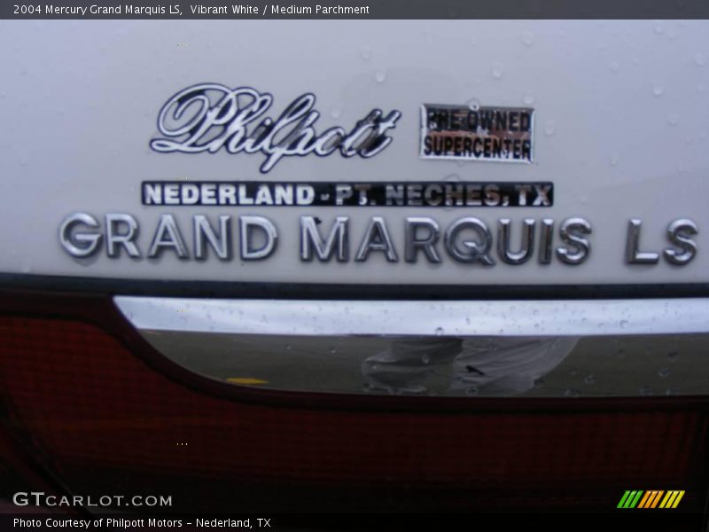 Vibrant White / Medium Parchment 2004 Mercury Grand Marquis LS