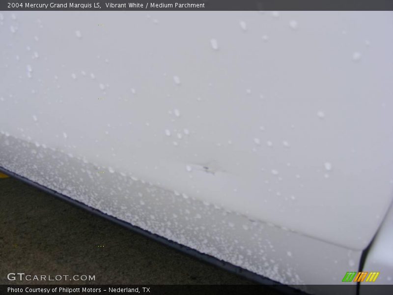 Vibrant White / Medium Parchment 2004 Mercury Grand Marquis LS