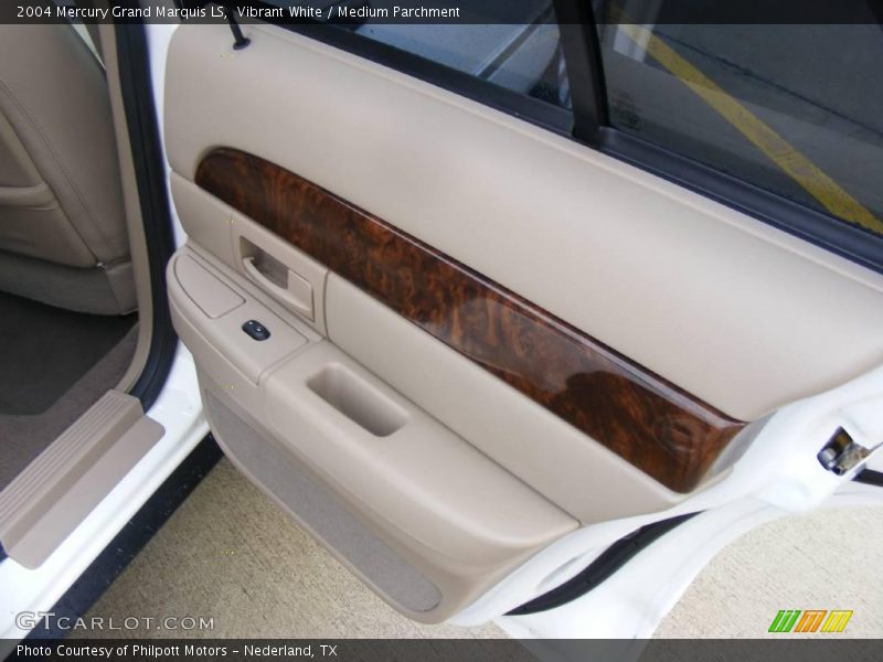 Vibrant White / Medium Parchment 2004 Mercury Grand Marquis LS